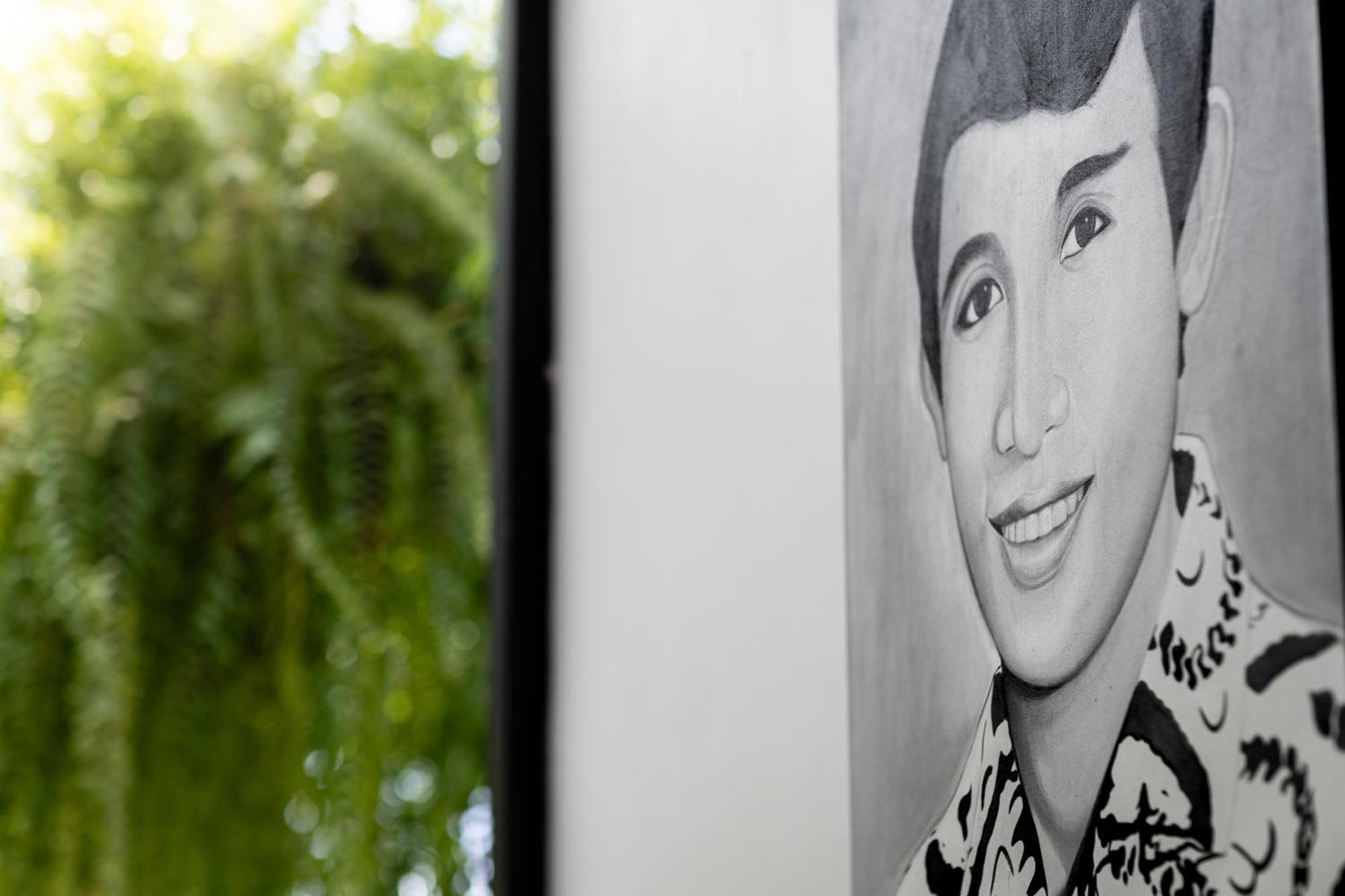 Shintana Saya La Maison Siem Reap Ngoại thất bức ảnh Portrait of the artist